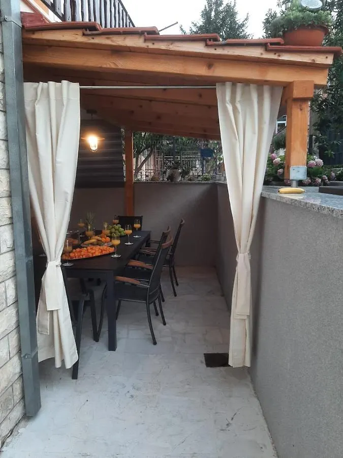 Apartment Radalj Kaštela